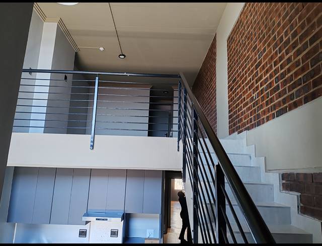 2 BEDROOM APARTMENT FOR SALE IN UMHLANGA RIDGE